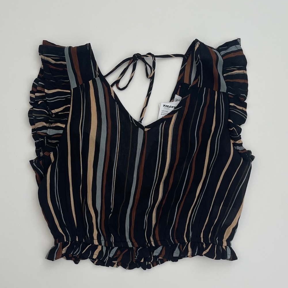 Tillys | Top